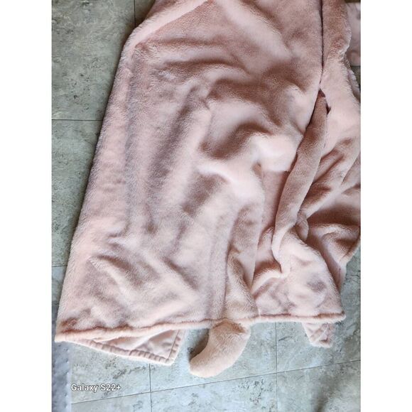 So cute! Dinosaur hooded plush blanket wrap for kids. Super soft. Pillowfort - Picture 3 of 14